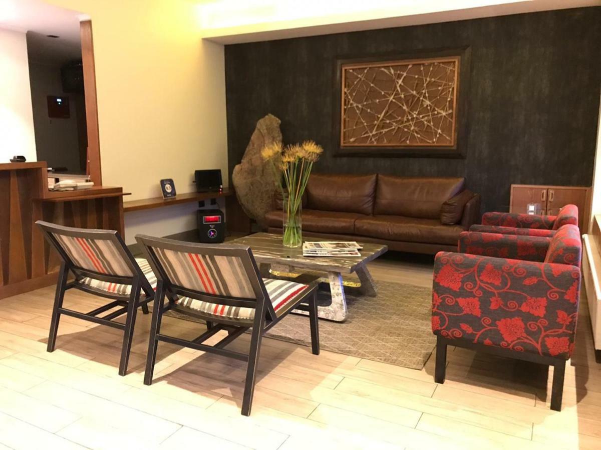 Ku Hotel Turismo Темуко Екстериор снимка